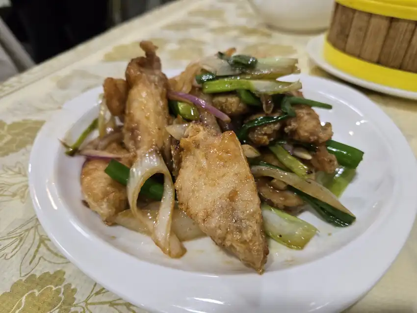 Ginger & Scallion Fish Fillet · 薑蔥炒魚球