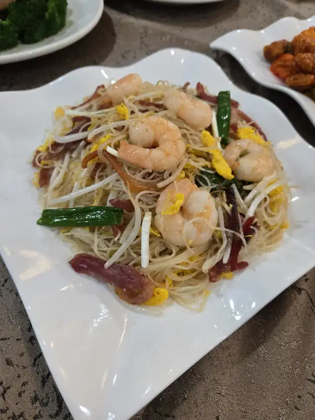 Fried Rice Vermicelli · 招牌炒米粉